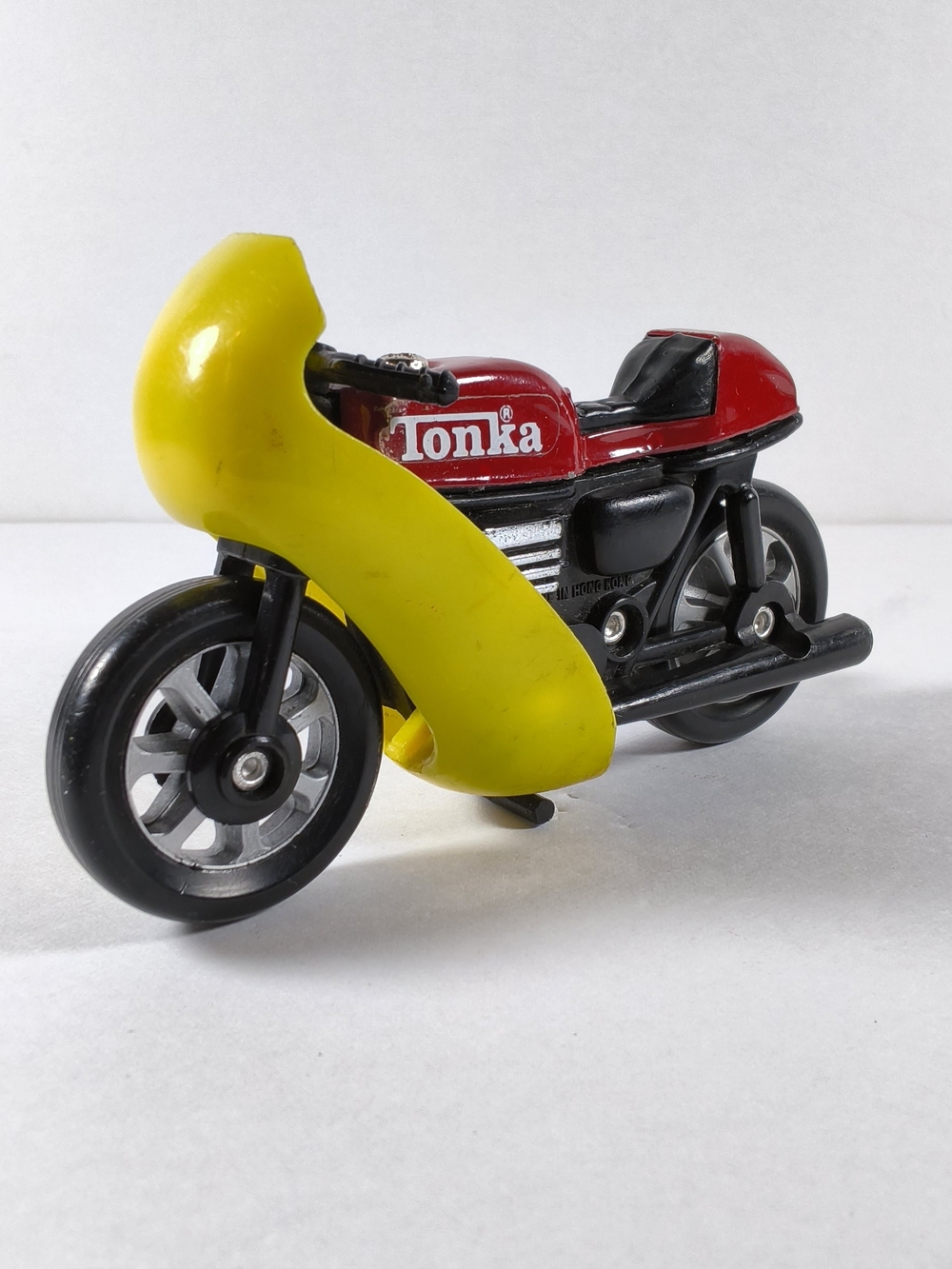 ​Vintage 1979 Tonka Red Yellow Grand Prix Racing Motorcycle Hong Kong 1:18 Scale